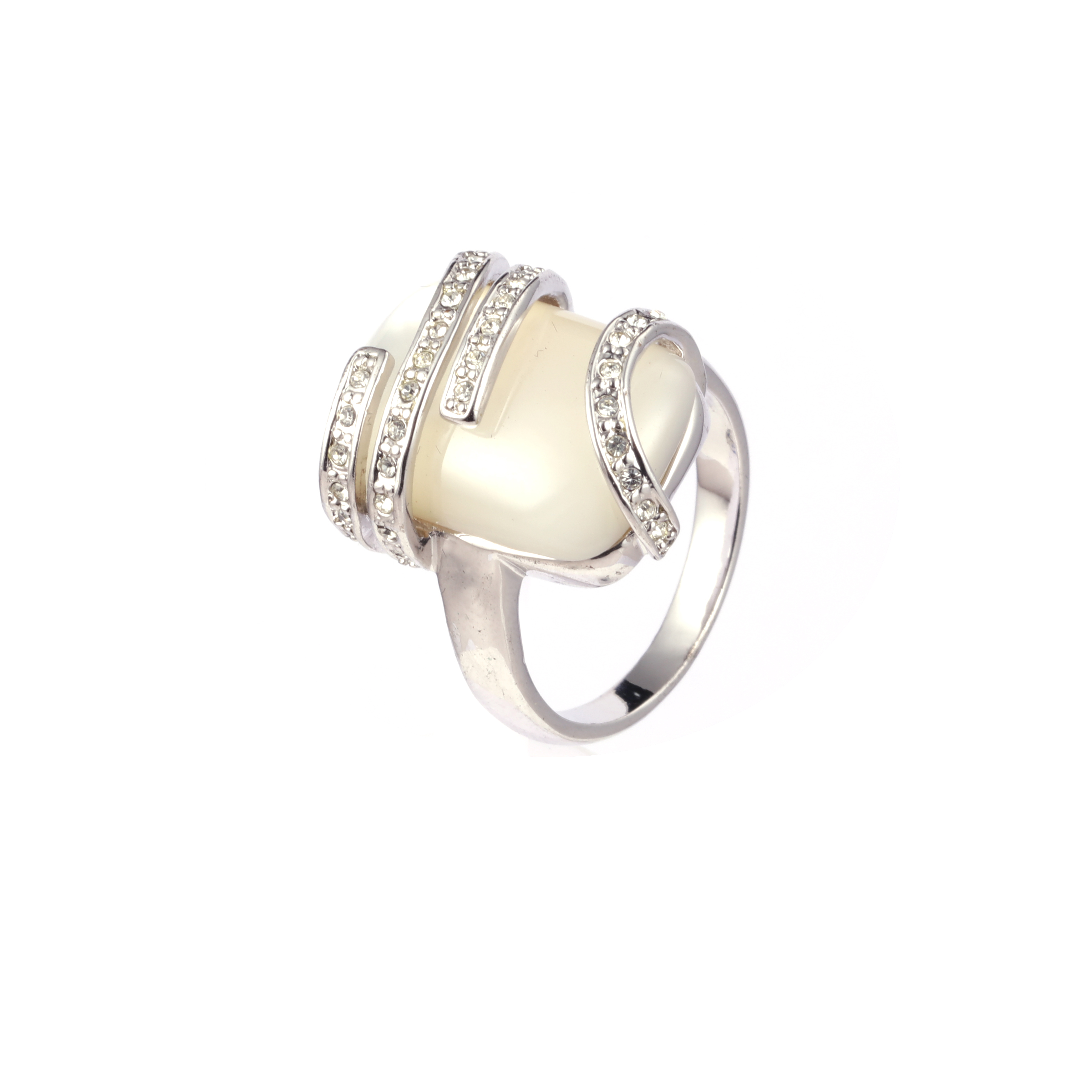 Cremy White Fashion Ring