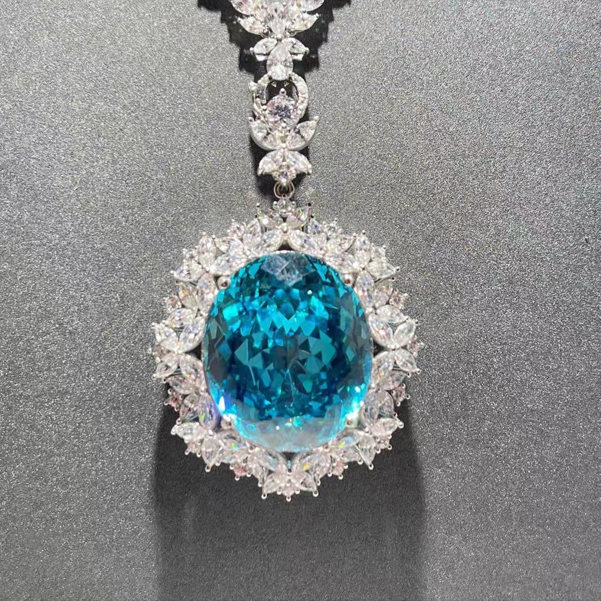 Super Flash Blue Gemstone Necklace Pendant NTB011